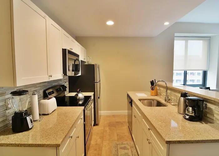 Chase Apartments At Grant Street - Baltimore Harbor & Convention Center